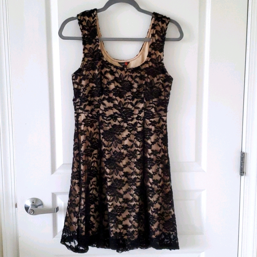 G by Guess Lace Floral Dress